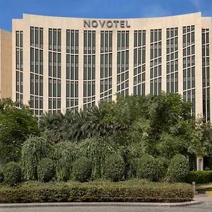 Novotel Aerocity ***** ニューデリー